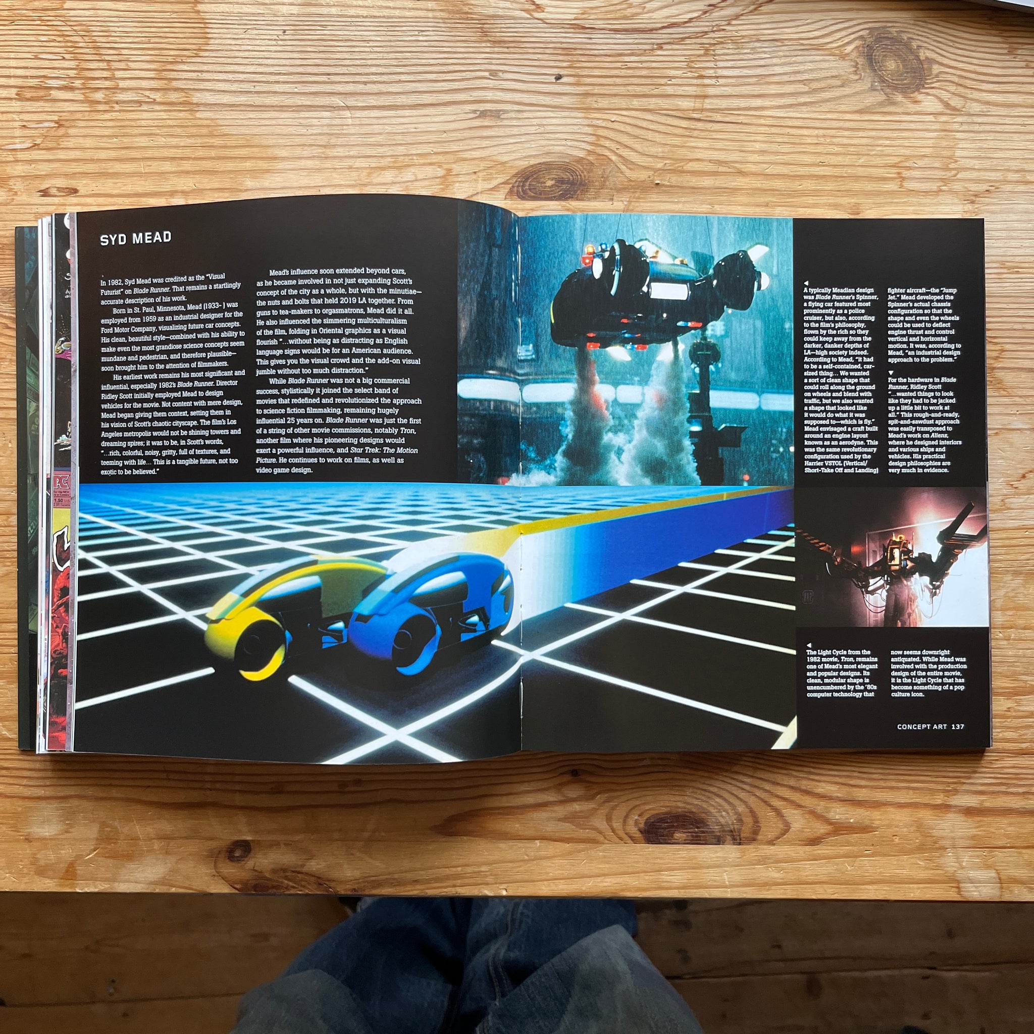 Sci-Fi Art: A Graphic History - Steve Holland – Fitzrovia Light